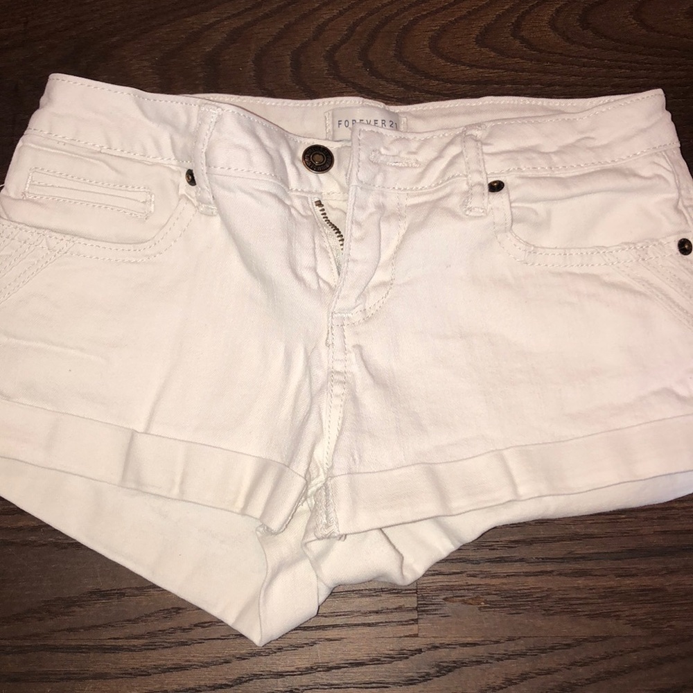 White jean shorts!